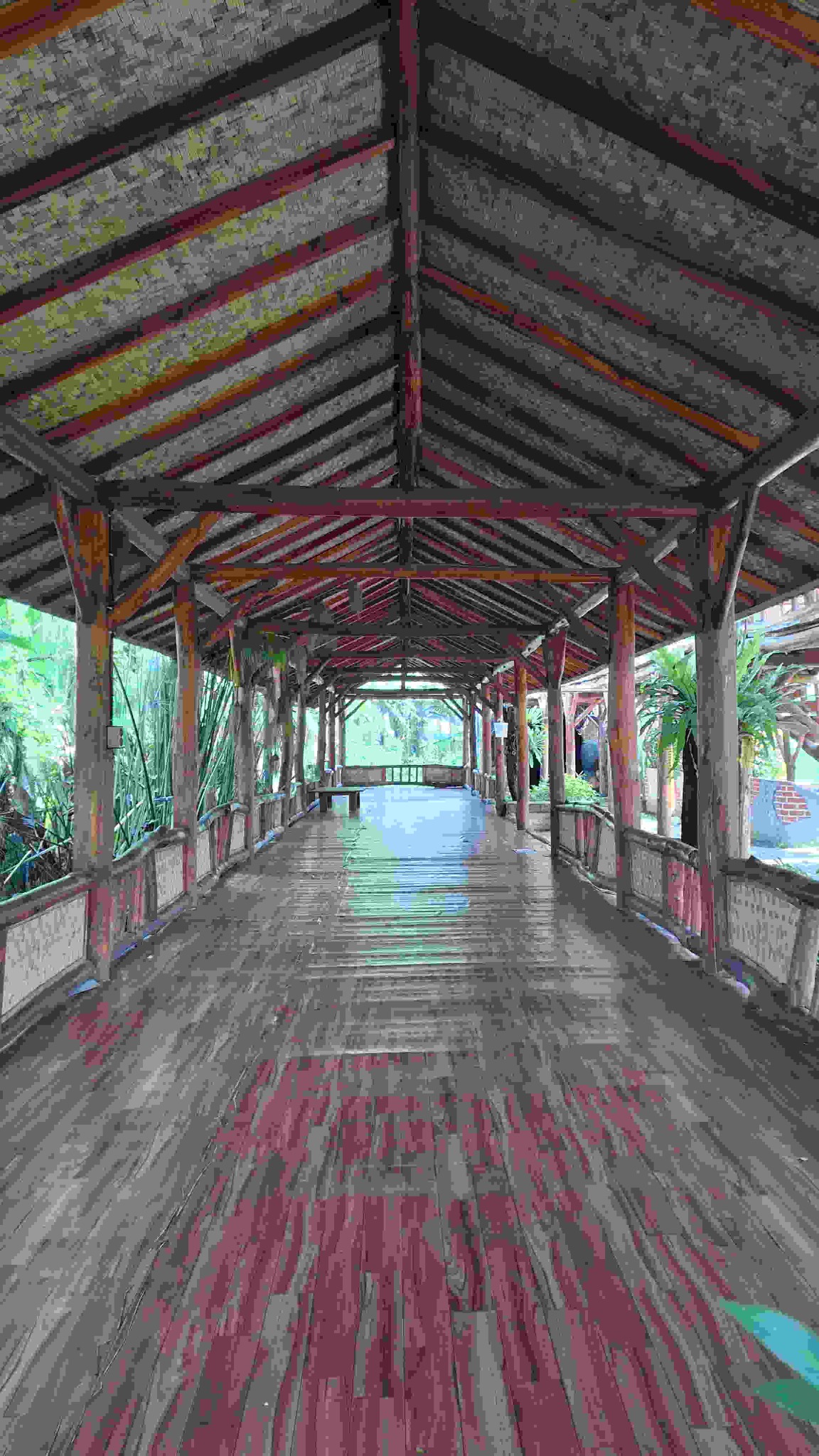 Kuliner dan saung Villa Kancil